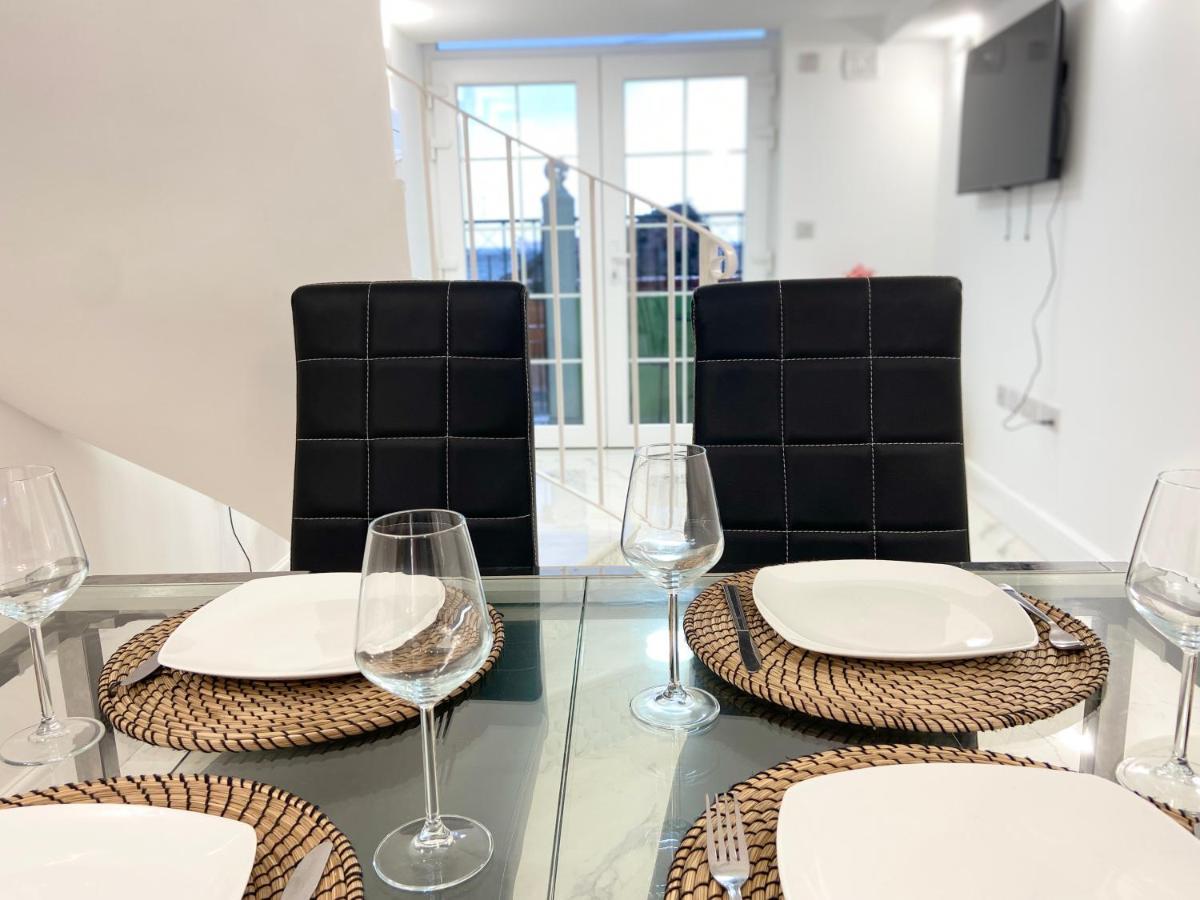 Unique Waterfront Duplex On The Mediterranean - Caleta, Catalan Bay Gibraltár Kültér fotó