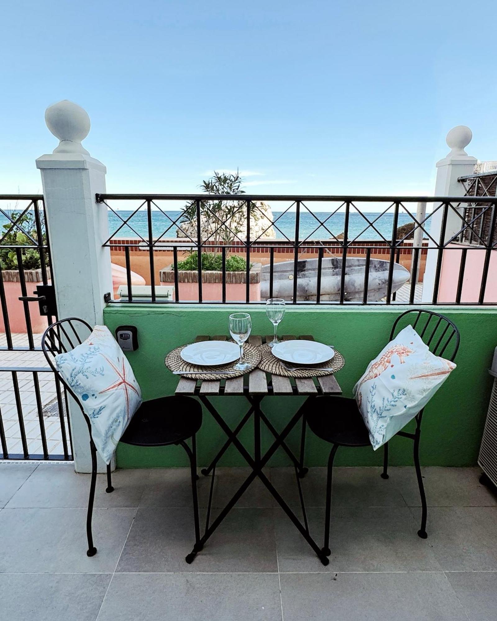 Unique Waterfront Duplex On The Mediterranean - Caleta, Catalan Bay Gibraltár Kültér fotó